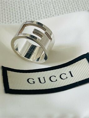 Gucci Silver Open G Cutout Ring - Women's Accessory